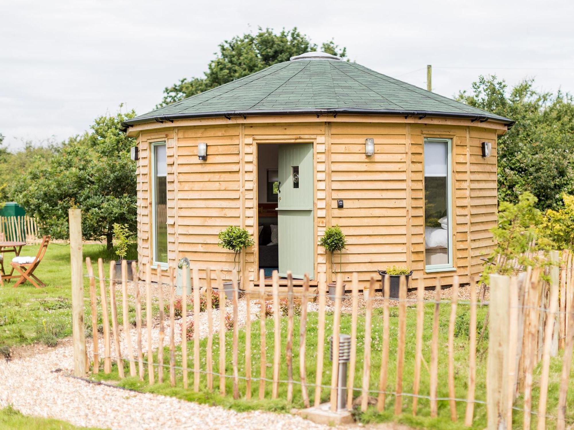 Hotel Bay Wootton Bridge  Exterior foto